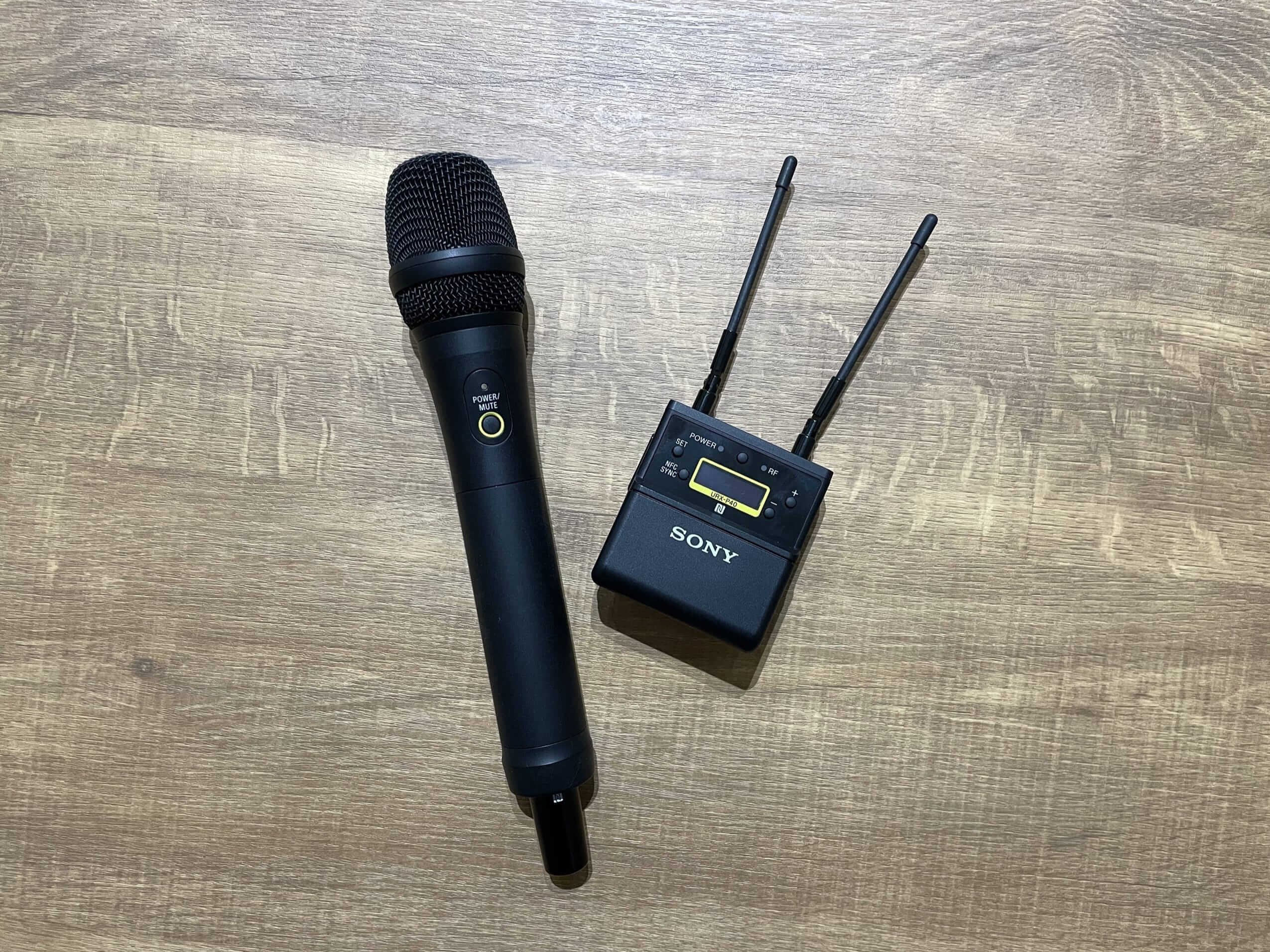 B帯アナログワイヤレスマイクロホンパッケージ　ハンドマイク　UWP-D22