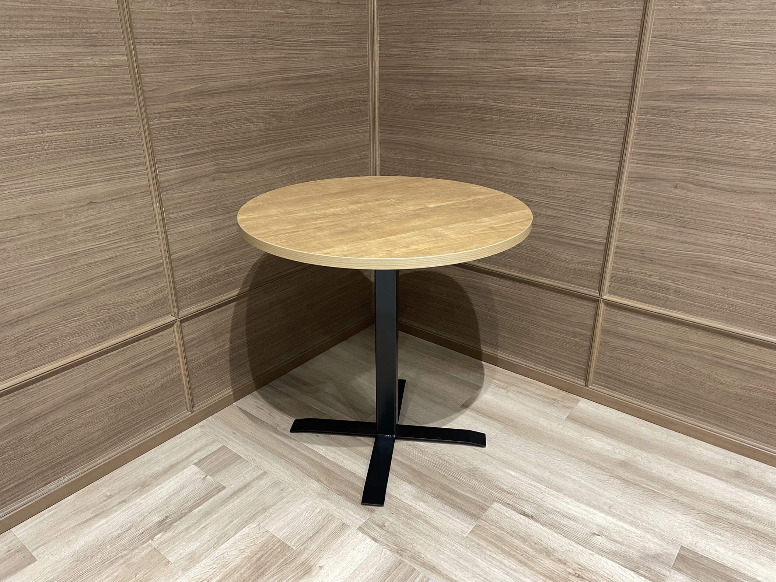 丸テーブル(直径75cm)